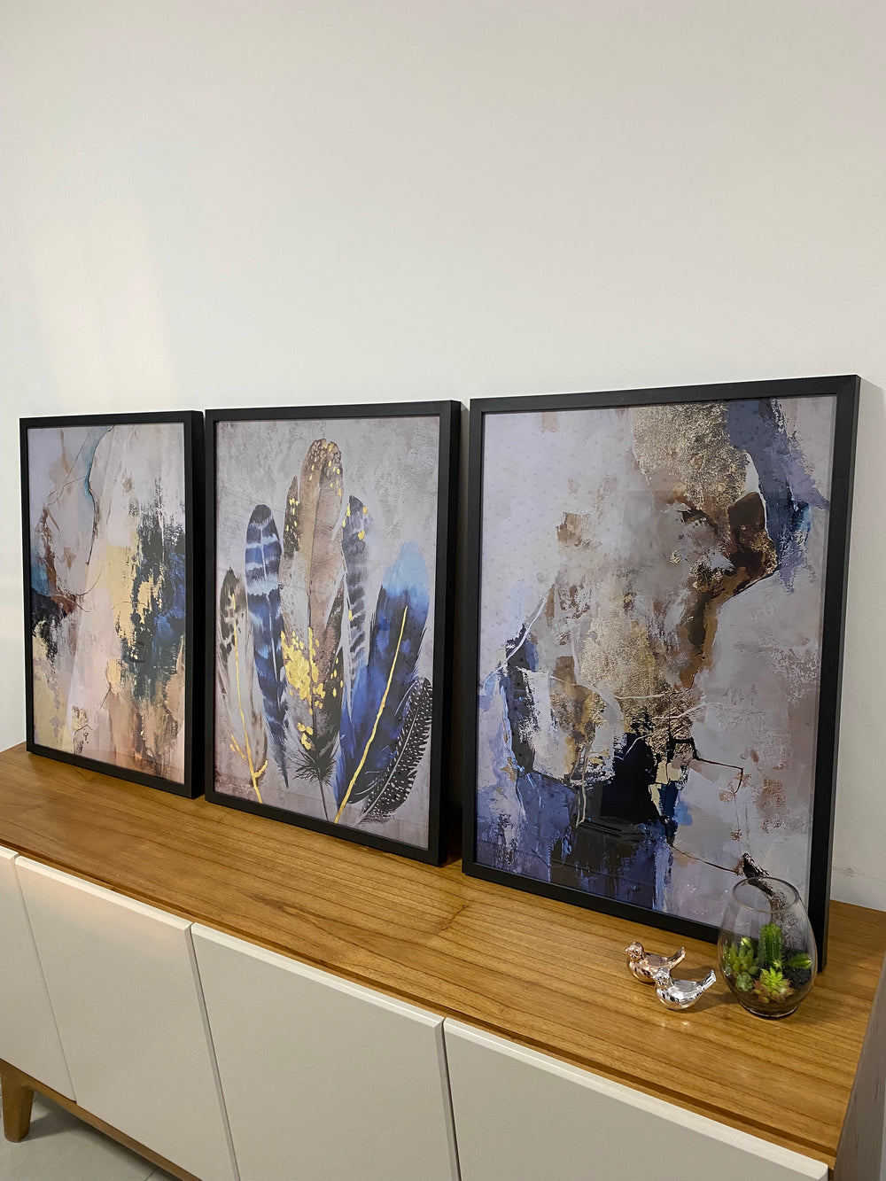 Composição de quadros Abstrato Dourado & Azul Trio